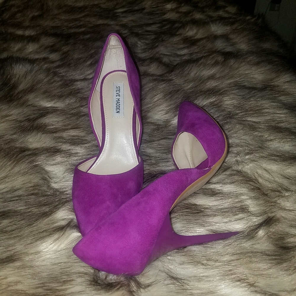 Steve Fuscia suede pumps